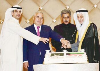 یوم پاکستان کی تقریب میں اعلٰی کویتی حکام کی شرکت