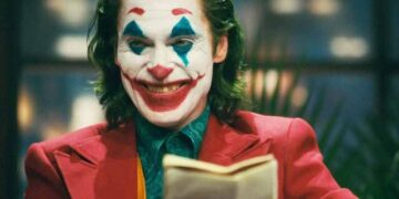 غزہ فنڈز کے لیے نیلامی ، ‘ جوکر ‘ کے ہیرو نے دستخط شدہ پوسٹر دے دیا